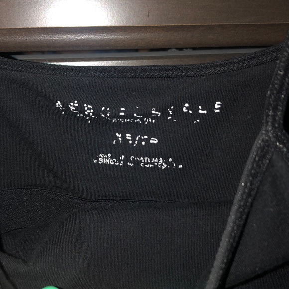 black tank top - Picture 3 of 3